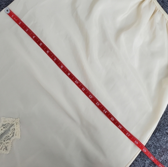 2 Vintage 70s Slip Skirt in Black and Cream - Picture 6 of 15